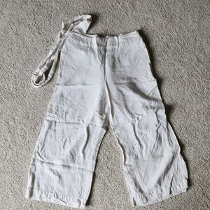 Linen Capri Pants